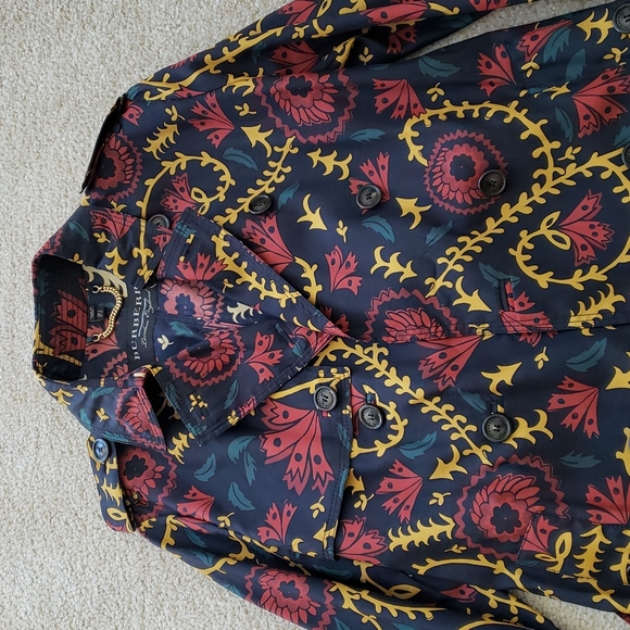 BURBERRY SILK FLORAL PRINT EVENING TRENCH COAT JACKET MADE IN ITALY - Picture 9 of 12